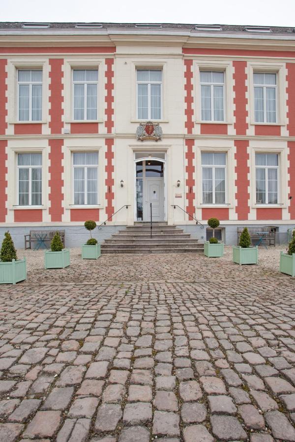 Chateau De Moulin Le Comte Panzió Aire-sur-la-Lys Kültér fotó