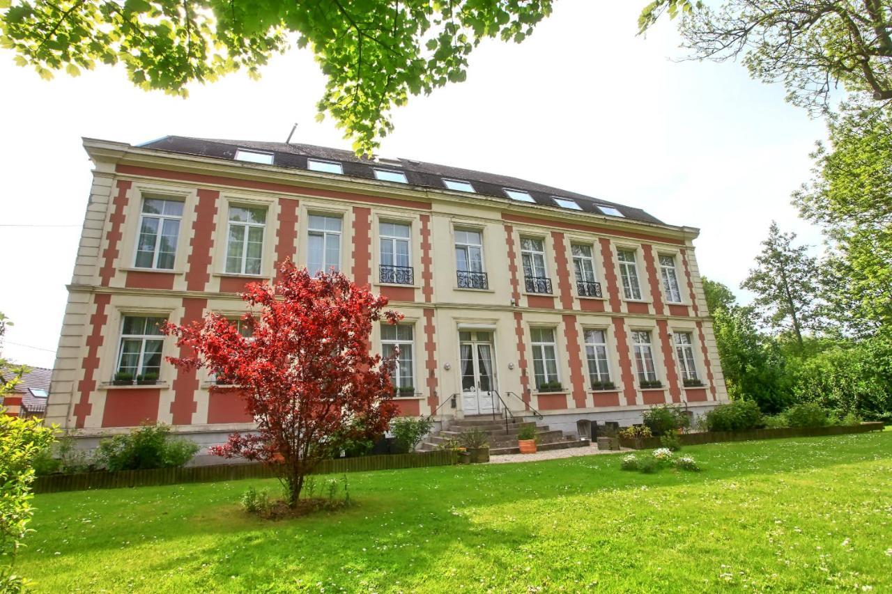 Chateau De Moulin Le Comte Panzió Aire-sur-la-Lys Kültér fotó